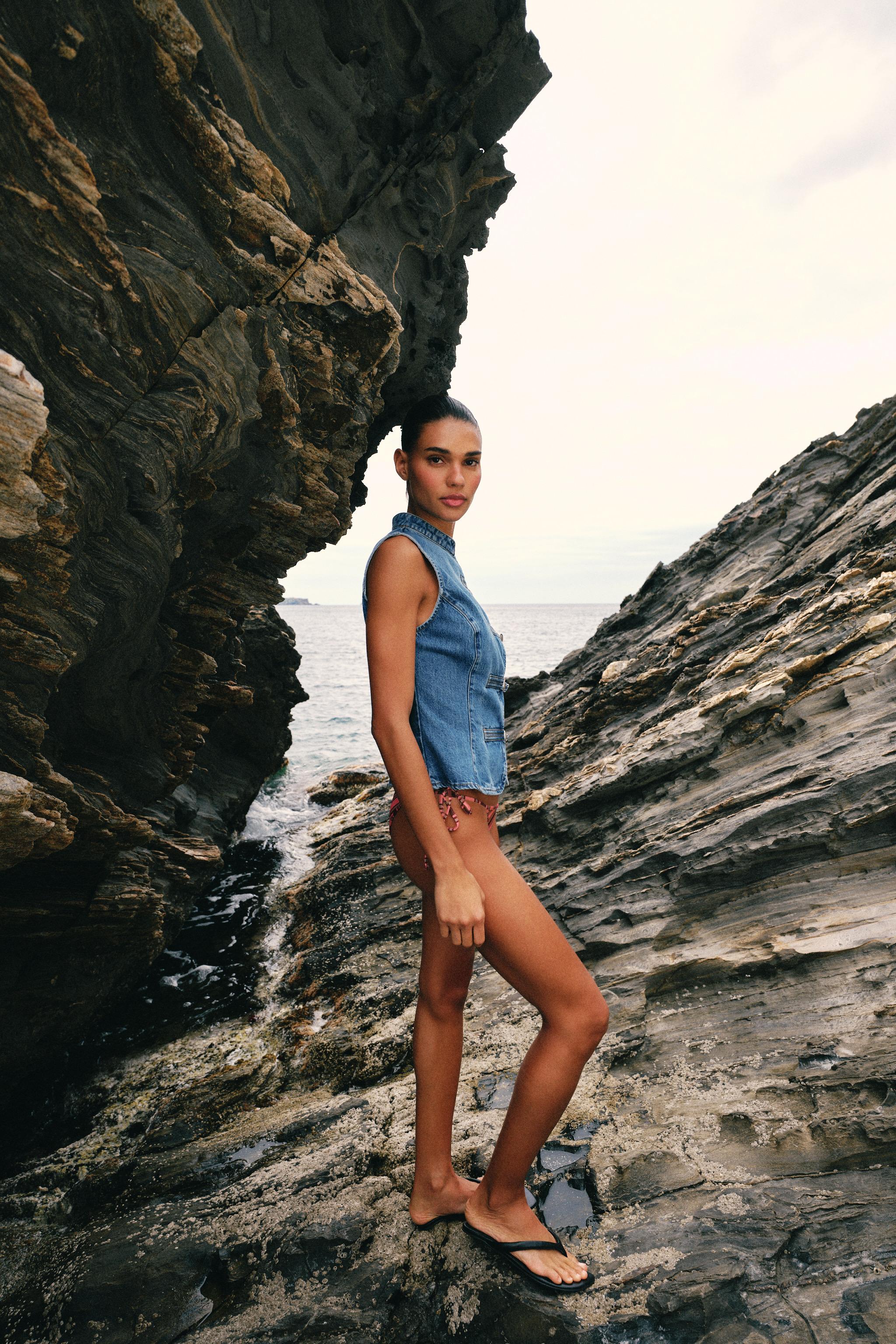 Z1975 FROG CLASP DENIM TOP